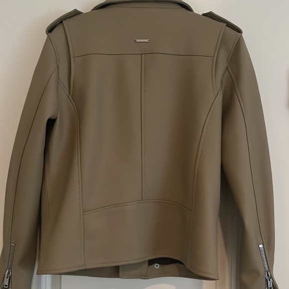 Deadwood vegan leather jacket. Worn Once. Amazing olive color. Very warm. - Picture 7 of 8